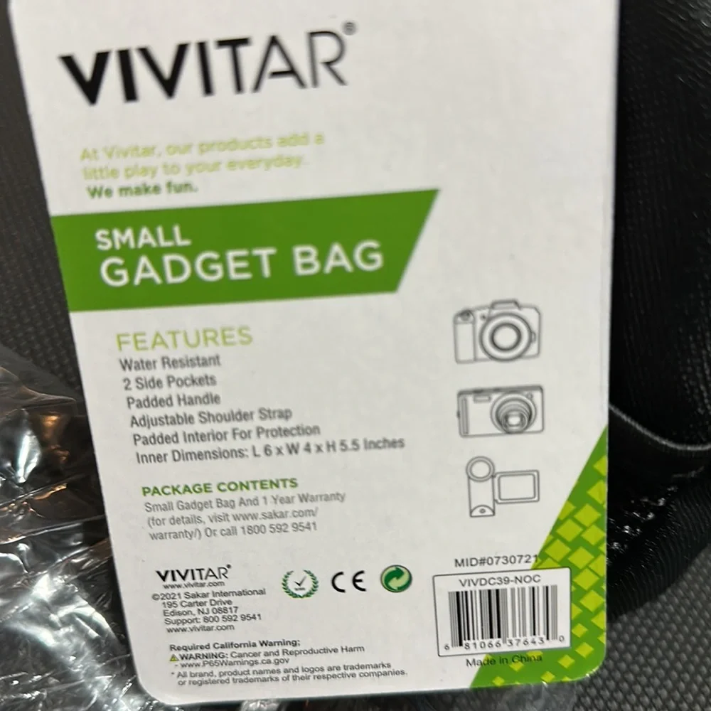 NEW Vivitar Small Gadget Bag